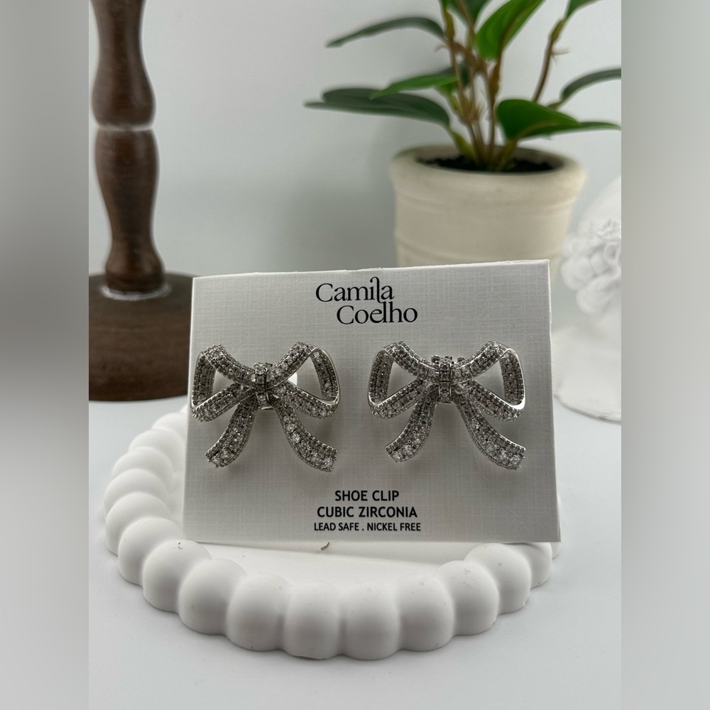 β¨ Camila Coelho Bow Shoe Clips β Cubic Zirconia Sparkle β¨ - Picture 3 of 6